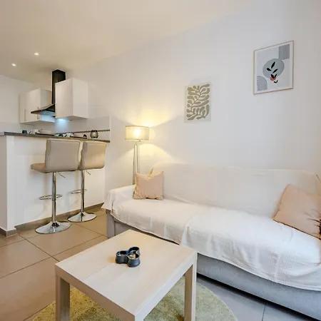 Le 55, Moderne Equipe *