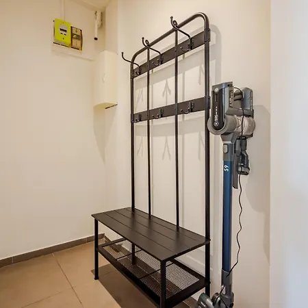 Le 55, Moderne équipé Tolón